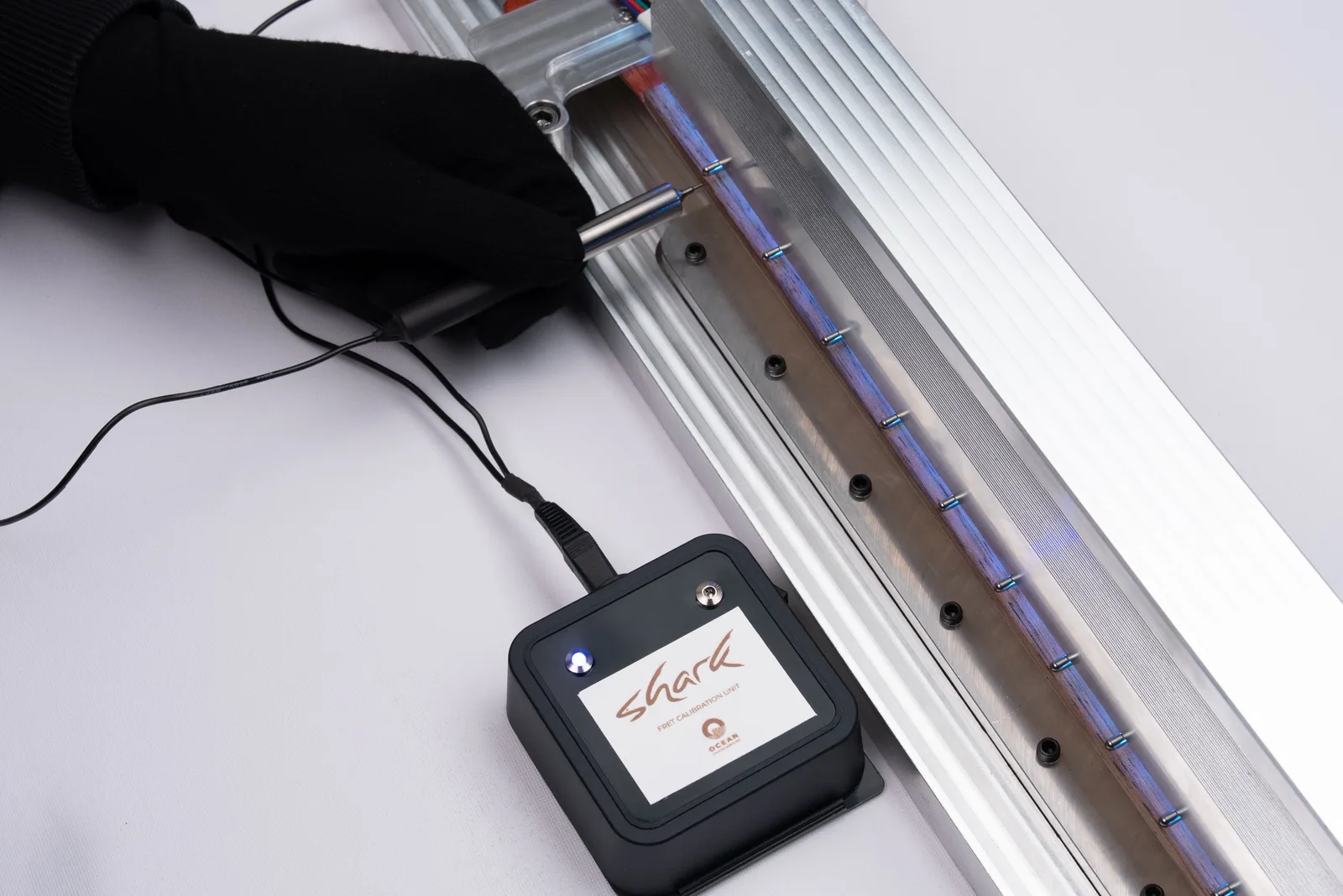 Adjusting fret height - LED indicator active