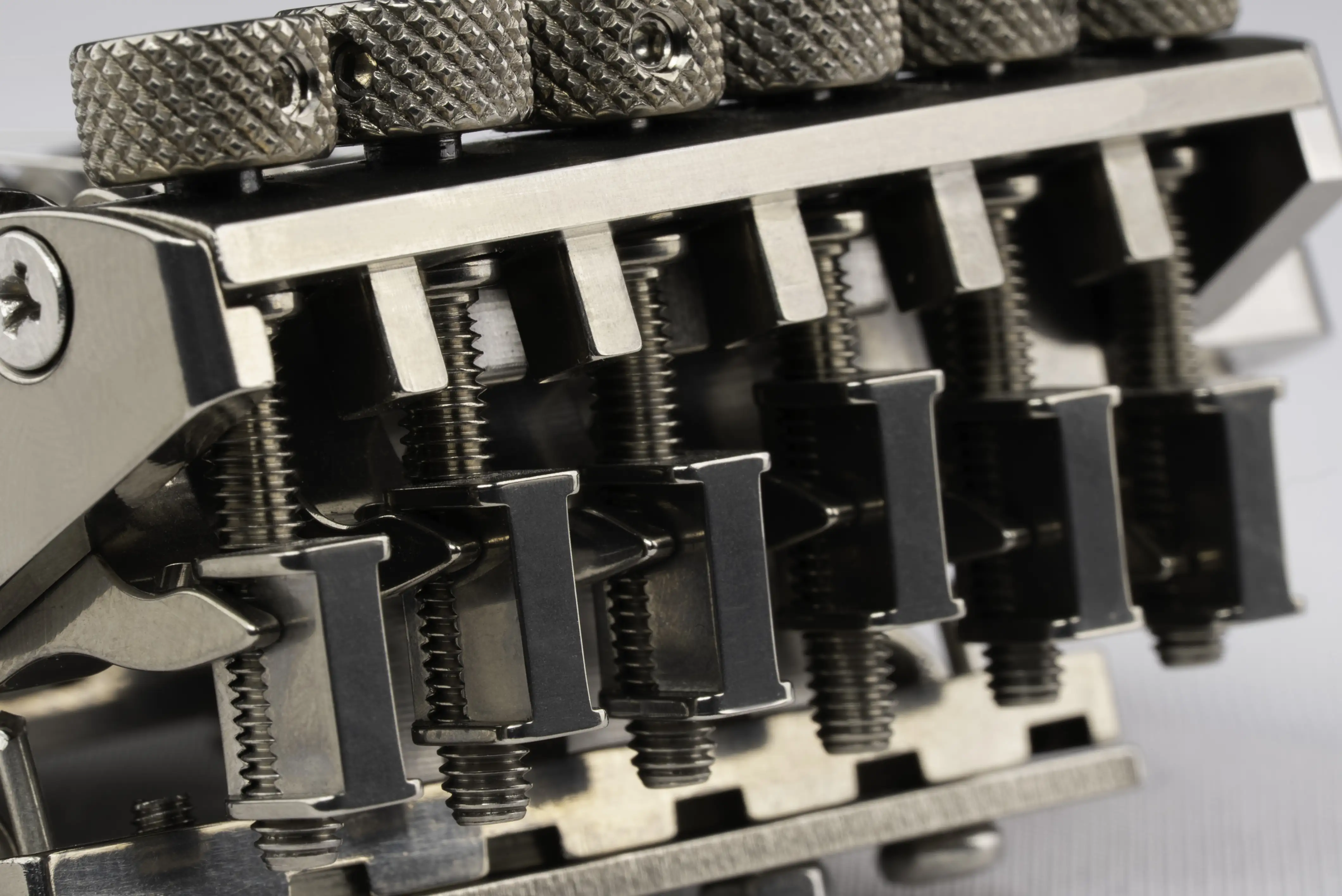 Integrated full-range precision tuners