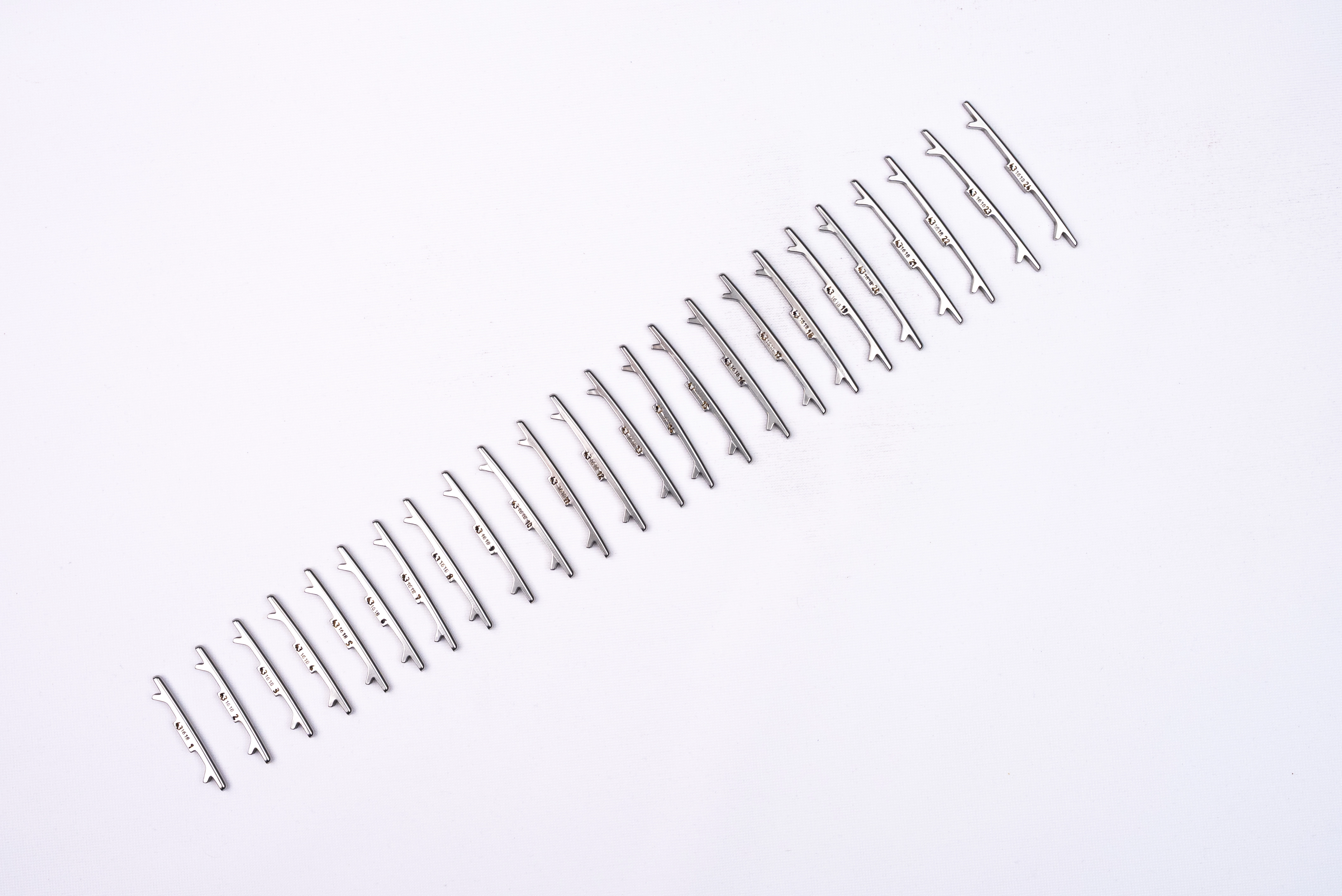 Full adjustable fret set arranged by size