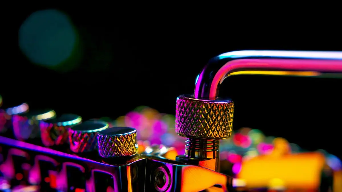 shark guitars,guitar,tremolo,floyd rose,fixed bridge,electric guitar,tremolo bridge,tremolo arm
