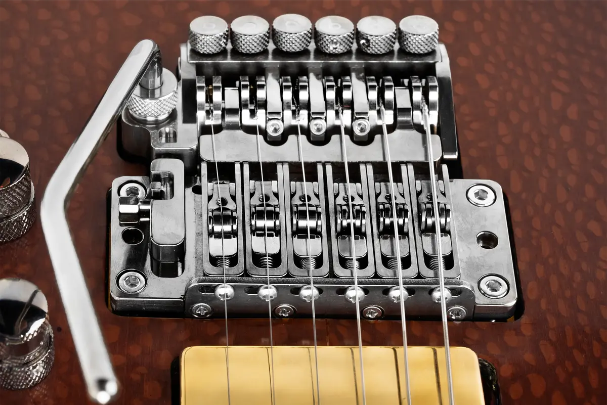 Shark Tremolo-Bridge